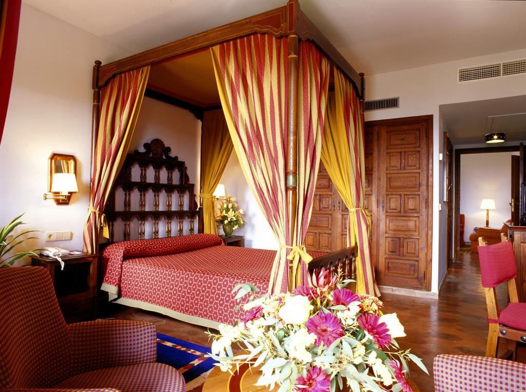 ปาราดอร์ เด ตอร์โตซา Hotel ภายนอก รูปภาพ